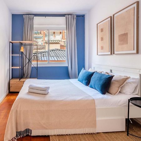 Next To Sagrada Familia 4-Bedroom Apartment Barcelona Exterior foto