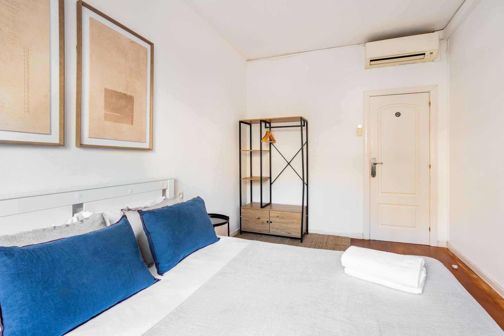 Next To Sagrada Familia 4-Bedroom Apartment Barcelona Exterior foto